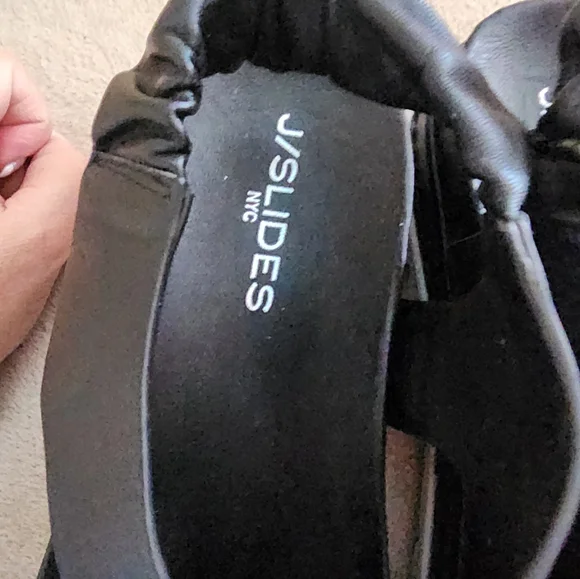 J/SLIDES Black and White Platform Sandals.New Condition - Picture 6 of 9